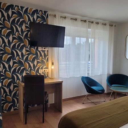 Brit Hotel Des Halles Конкарно Экстерьер фото